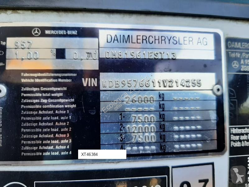 آلة لصيانة الطرق Mercedes HR24