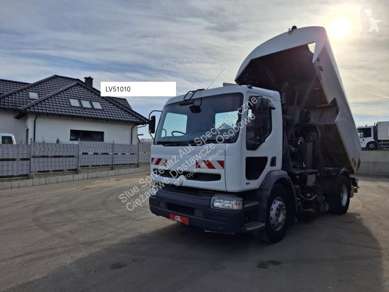 آلة لصيانة الطرق Renault 260