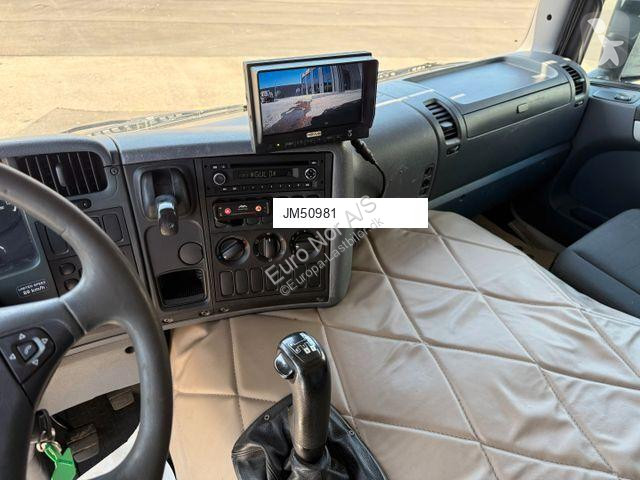 آلة لصيانة الطرق  SCANIA P360 6x4 Hvidtved...