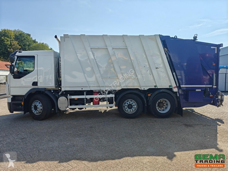 آلة لصيانة الطرق Volvo 250 6x2/4 DayCab...
