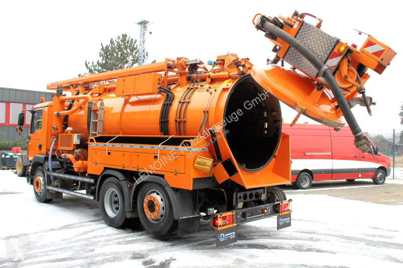 Engin de voirie MAN 26.340 6x2 Müller 13m³ Saug...