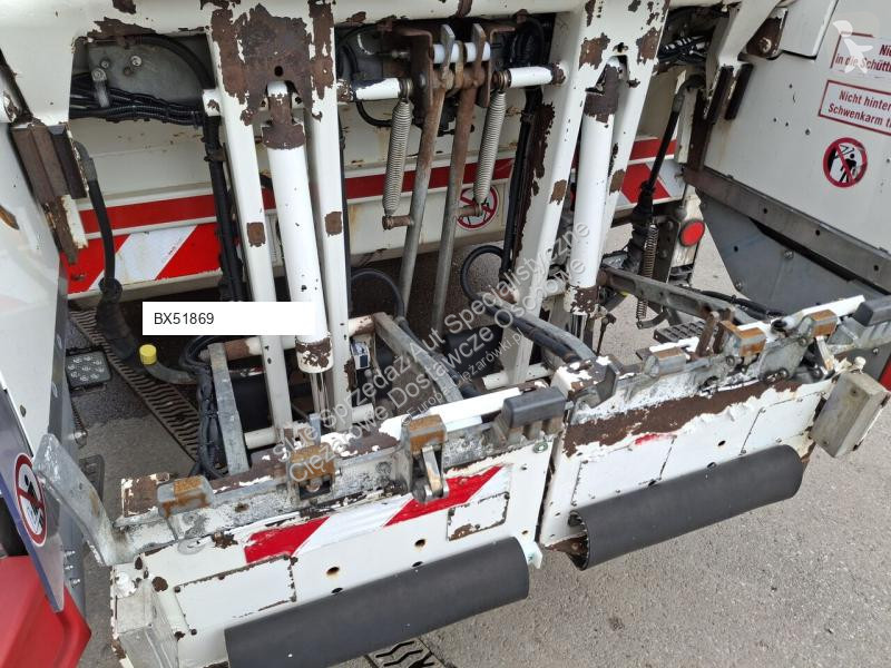 آلة لصيانة الطرق Mercedes press 522 Zoeller