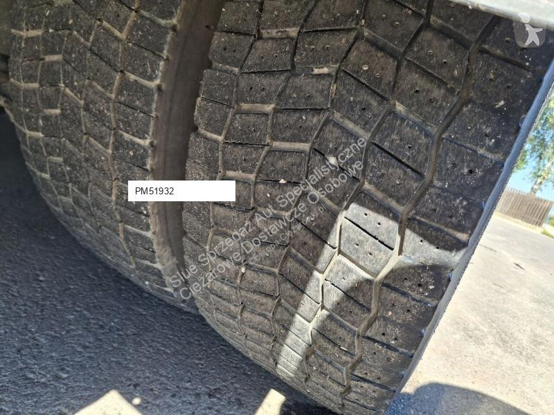 آلة لصيانة الطرق Mercedes VR5 LEV