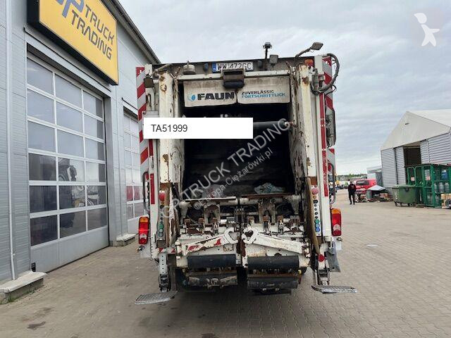 Engin de voirie Iveco Variopress