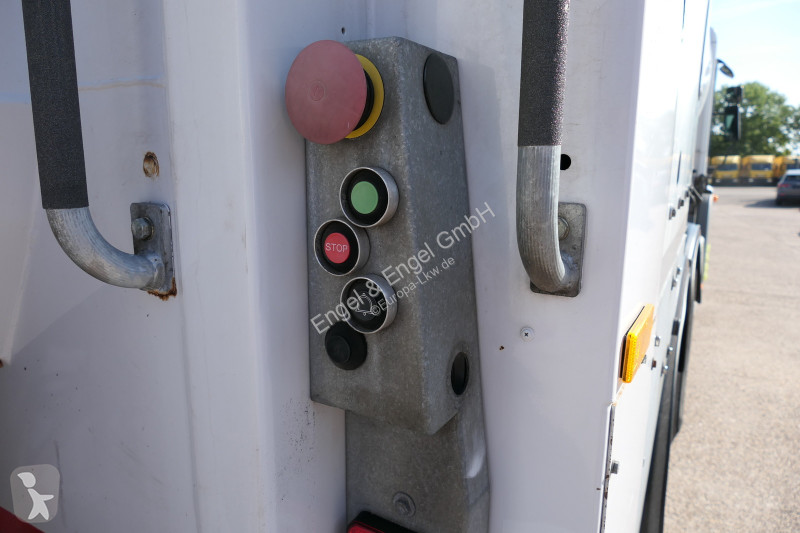 Silniční stroje Mercedes Econic 2635 Automatik...