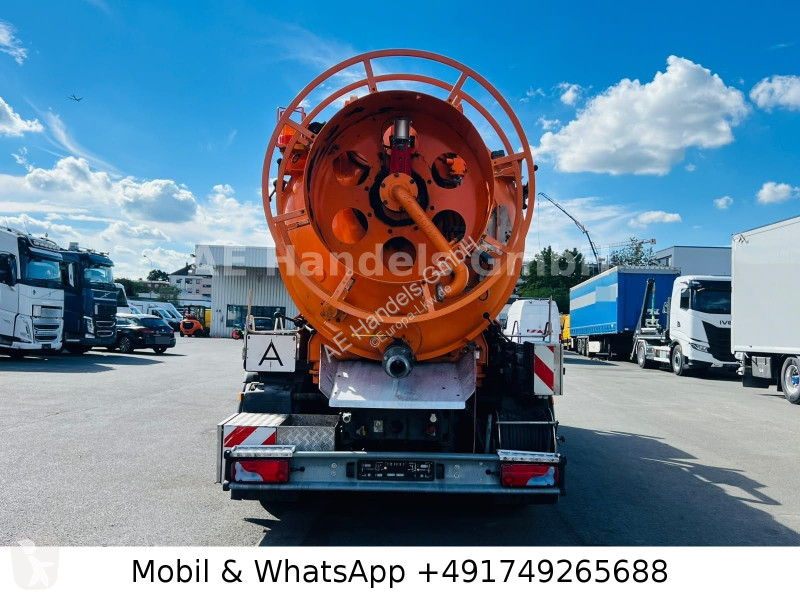 Vehículo de limpieza viaria MAN 26.400 BL...