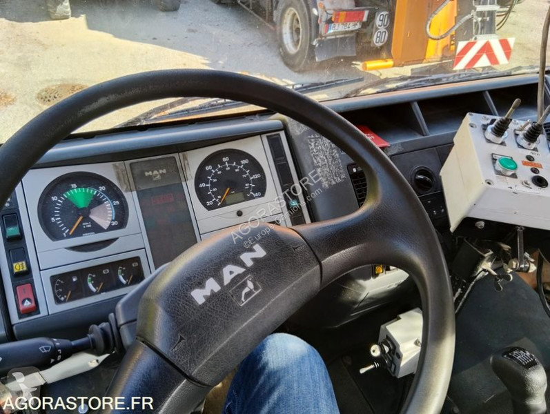 Engin de voirie  14.414