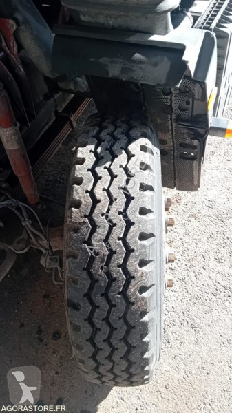Útfenntartó-és-karbantartógép Iveco 100E18