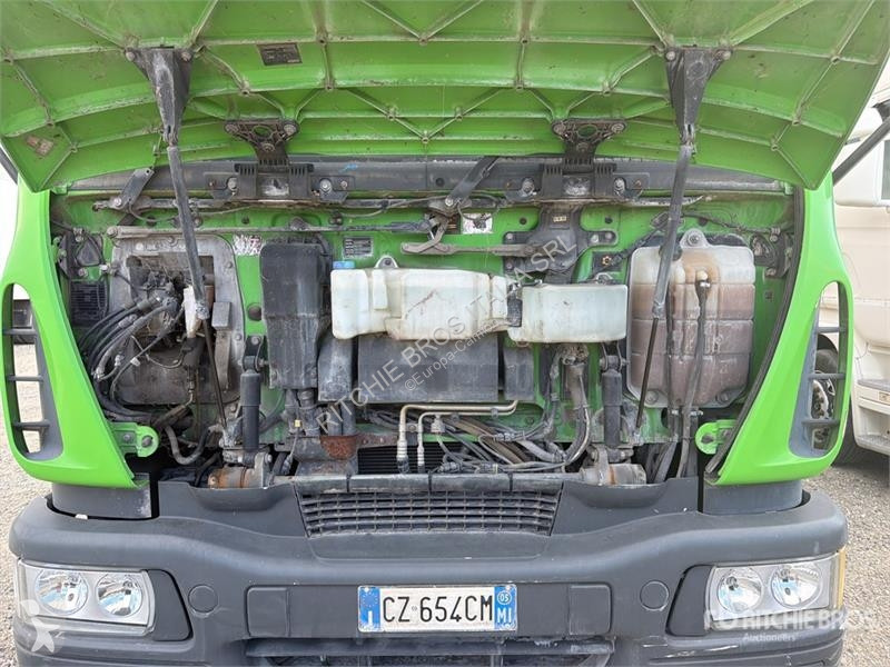 Vägmaskiner Iveco Schmidt SK650/59-1-033 on...