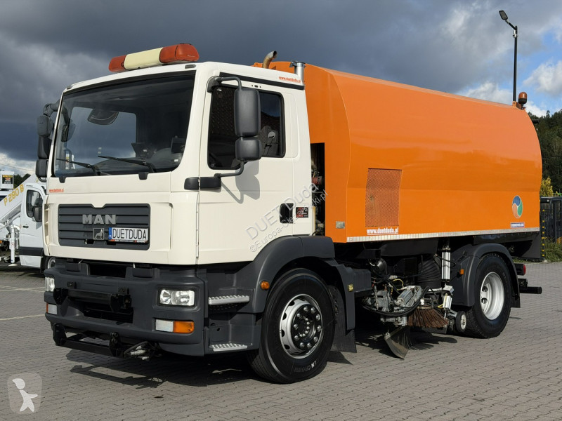 Коммунальная техника  MAN TGM 18.240 E5...