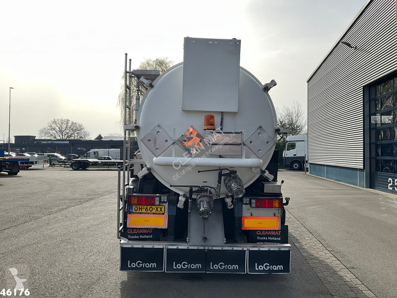Gemeentevoertuig MAN 18.400 ADR trekker + Burg...