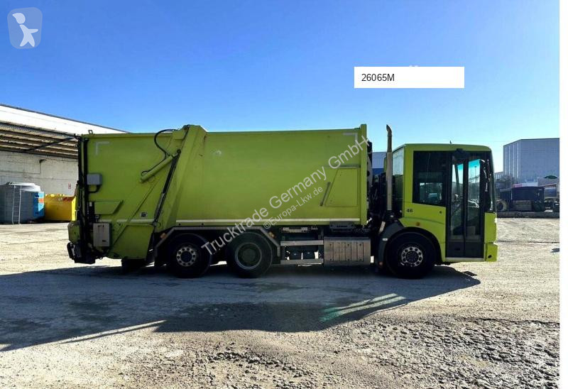Engin de voirie Mercedes MB 2635 Variopress...