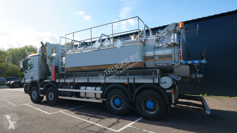 آلة لصيانة الطرق Mercedes ACTROS 8x4 vacuum...
