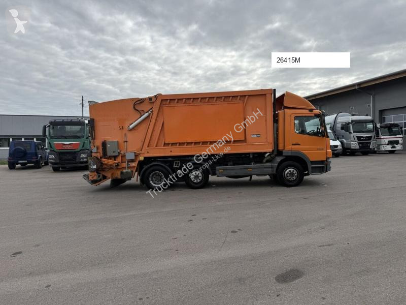 آلة لصيانة الطرق Mercedes 2128 6x2 Ochsner