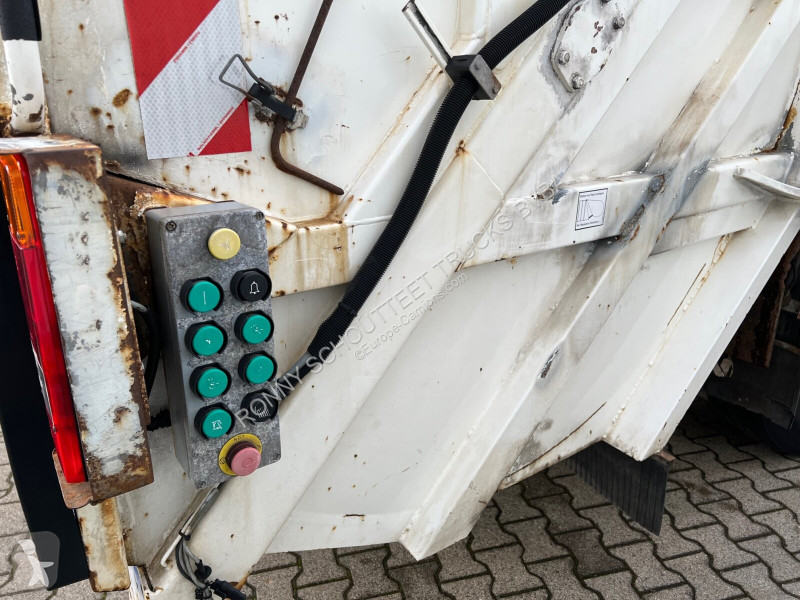Utilaje pentru drumuri Mercedes Econic 2633...