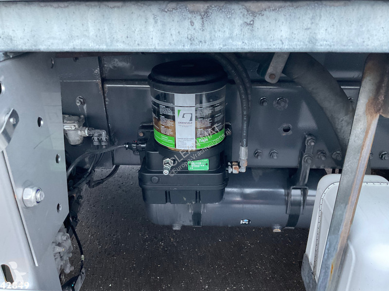 Utilaje pentru drumuri Volvo 280 Euro 6 Hiab 21...