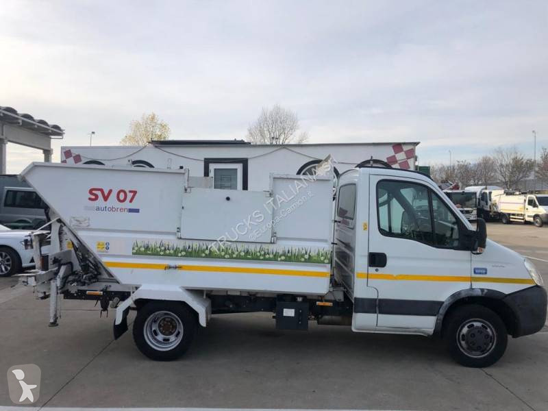 Silniční stroje Iveco