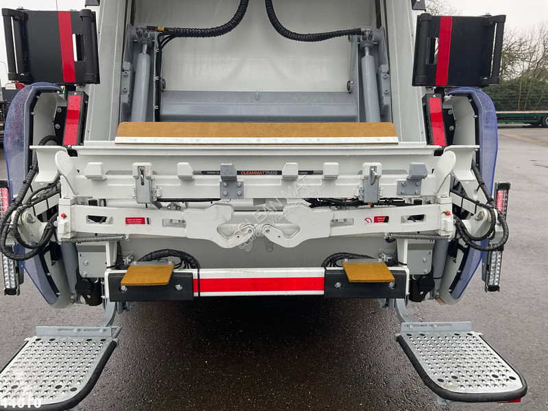 Silniční stroje Fuso Terberg 7 m³