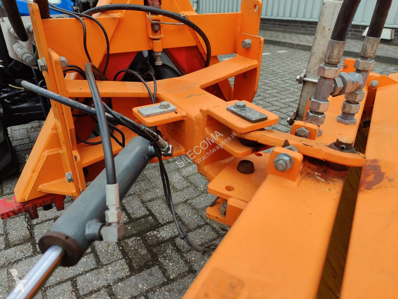 Silniční stroje  HF1600S Veegmachine