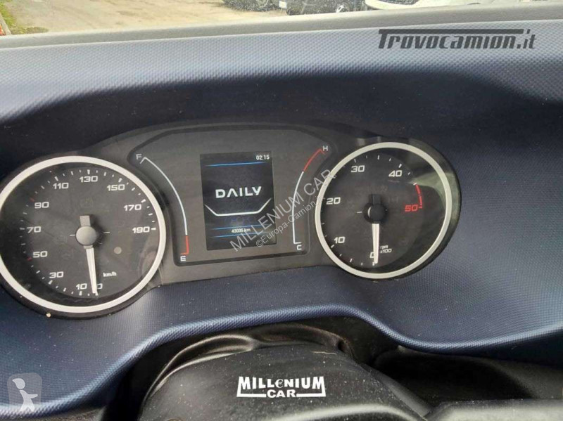 Veicolo per la pulizia delle strade Iveco 35-14...