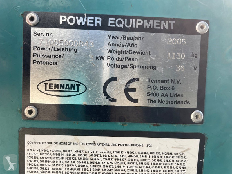 Echipament de curățare Tennant 7100