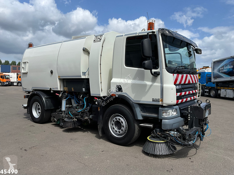 Vägmaskiner DAF CF 310 Johnston Beam VT 800...