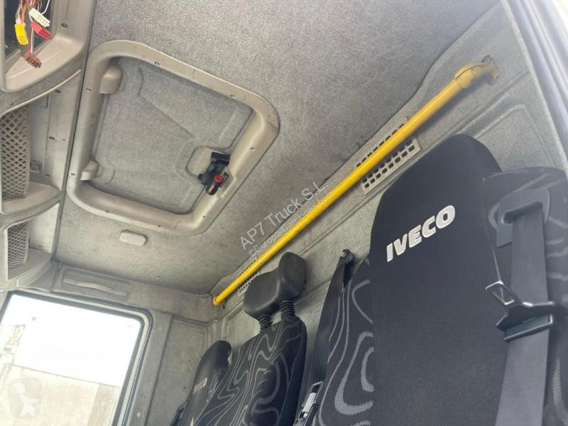 Utilaje pentru drumuri Iveco 330