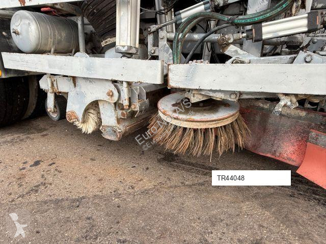 Veículo de limpeza / sanitário de estrada Volvo...