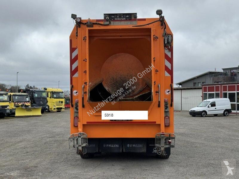 Utilaje pentru drumuri Volvo Rotopress 523L