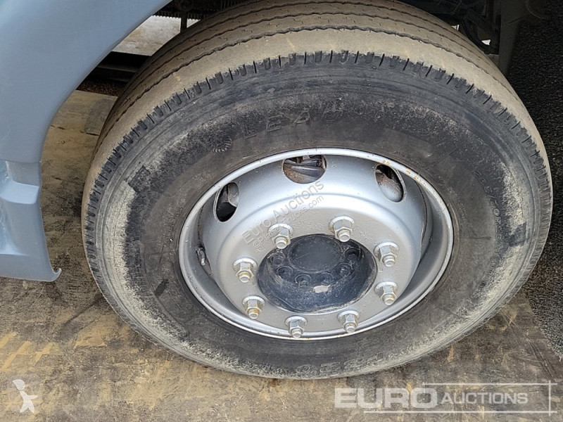 Utilaje pentru drumuri  LF220