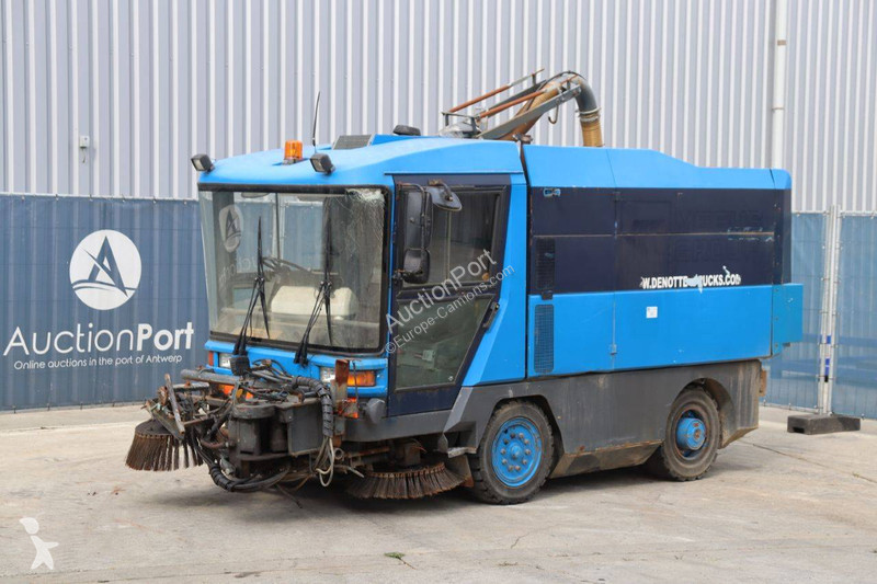 Vägmaskiner Ravo 5002 SI