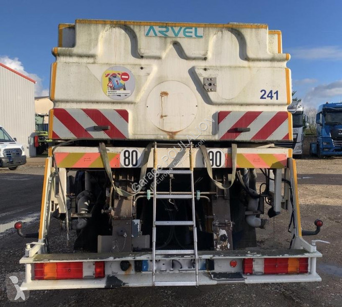شاحنة Mercedes 2628