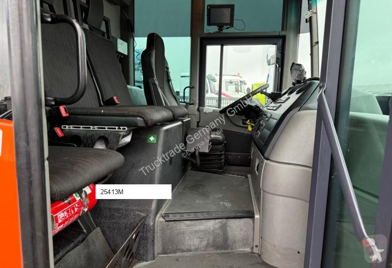 Коммунальная техника  Mercedes 2635