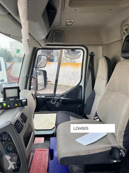 آلة لصيانة الطرق Renault BASURERO 320