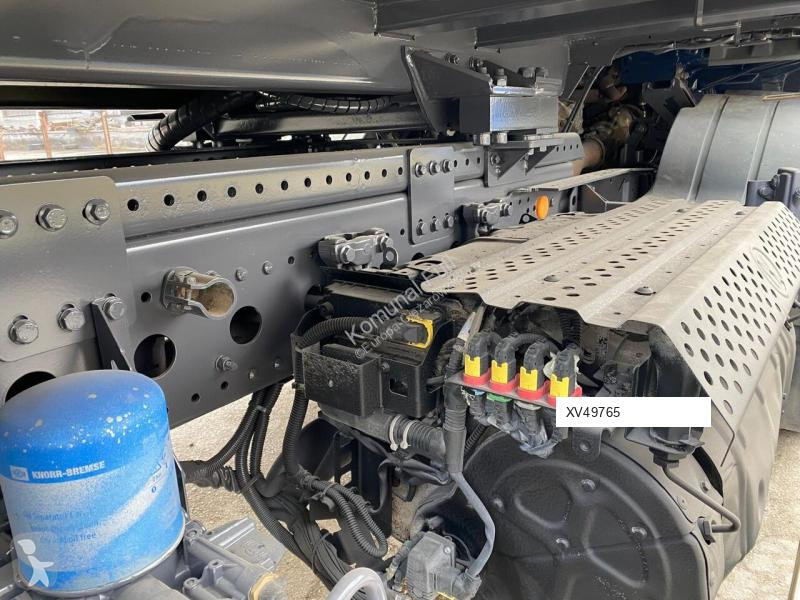 Engin de voirie Mercedes KG-2K-HL