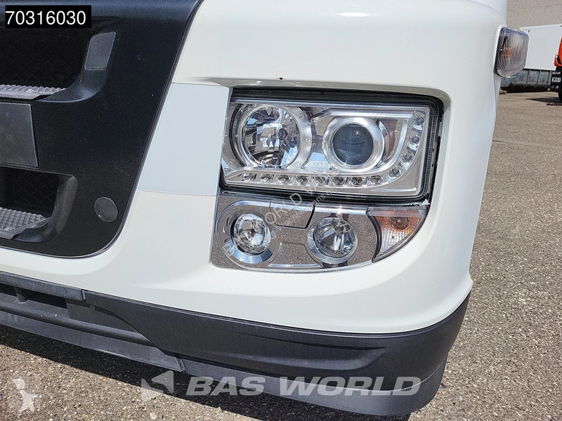 آلة لصيانة الطرق Iveco 330 4X2 Slaughter waste...