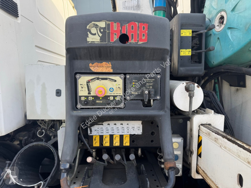 Engin de voirie Scania 360 8X2 EURO 5 HIAB 144E-4
