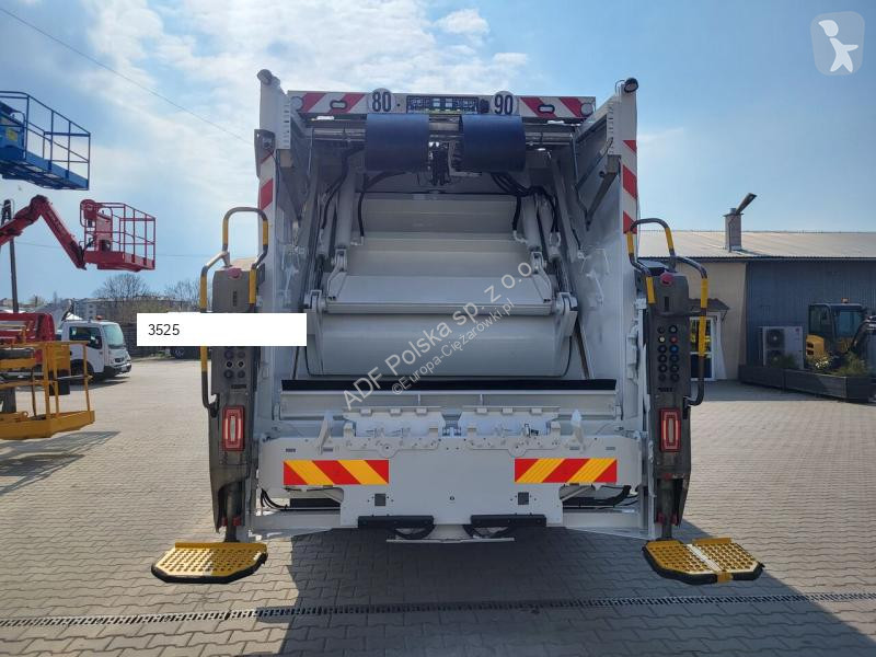 آلة لصيانة الطرق Scania VR5TR2L