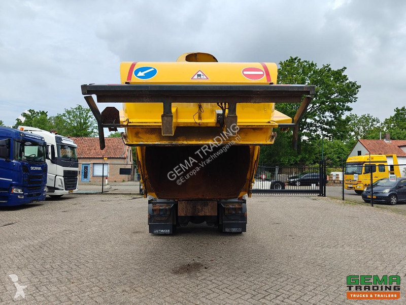 آلة لصيانة الطرق Scania P 230 B 4X2 Euro5 Day...