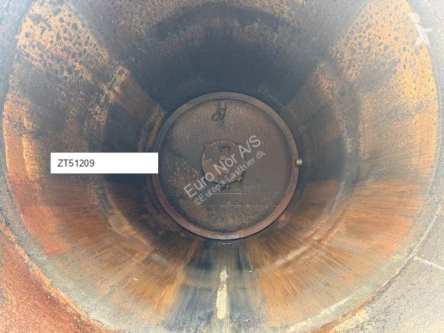 Maskine til vejarbejde  SCANIA P270 4x2...