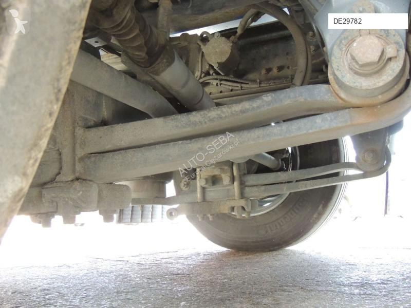 آلة لصيانة الطرق Volvo FE 320 62TR