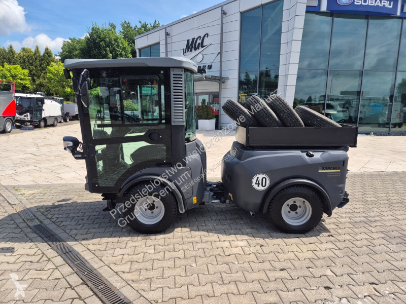 آلة لصيانة الطرق Kärcher MC 130 Adv. - Serviced!