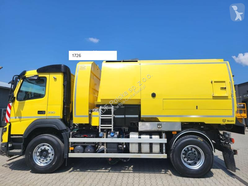آلة لصيانة الطرق Volvo JBVT801