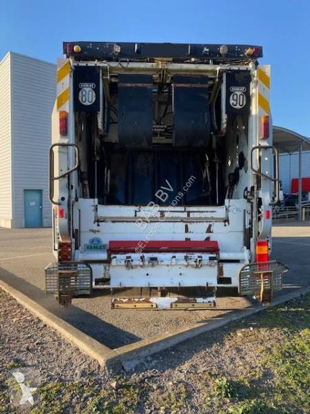 Engin de voirie Scania