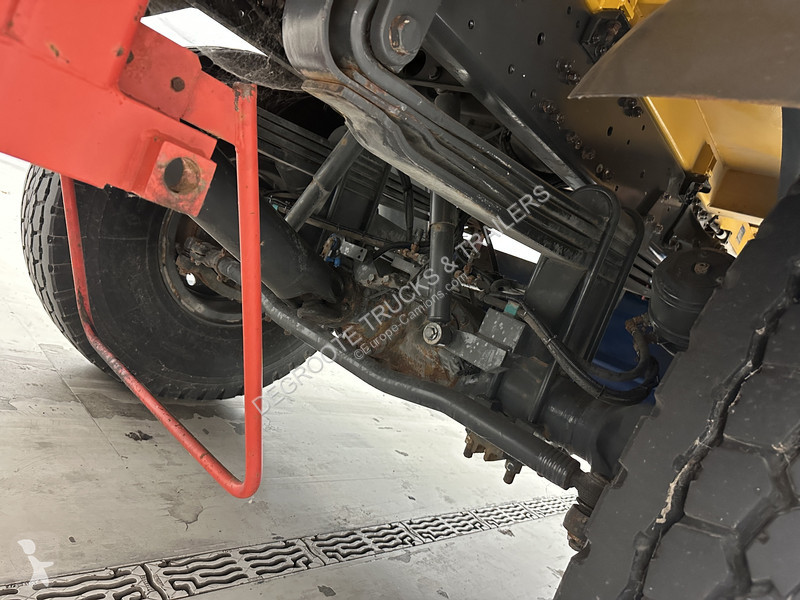 Engin de voirie Mercedes 2031 - 4x4 sneeuwruimer