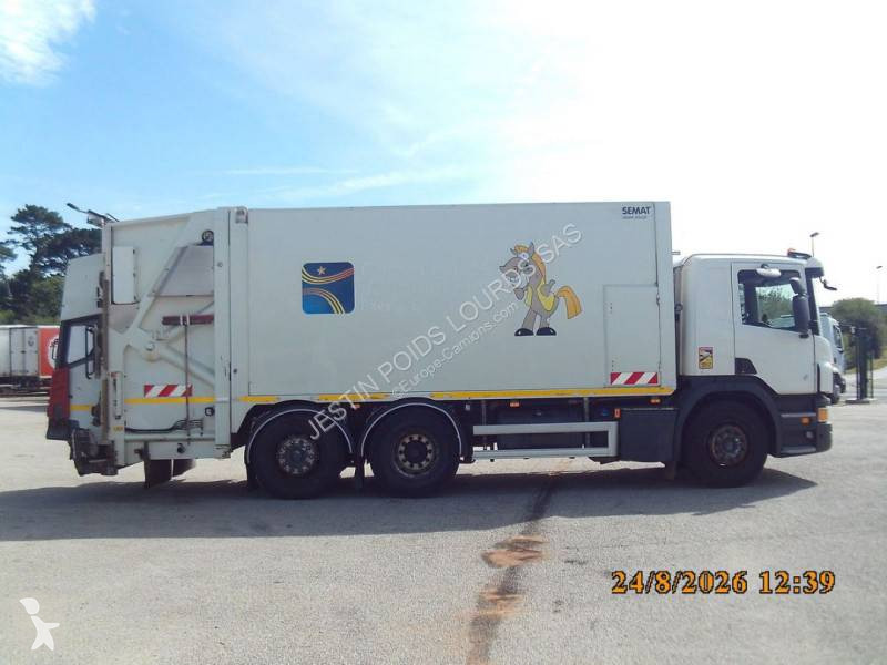 Engin de voirie Scania