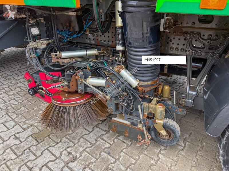 Vehículo de limpieza viaria Mercedes Beam