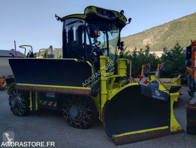 Engin de voirie  RIDERTRACK CHAPTRAC 230