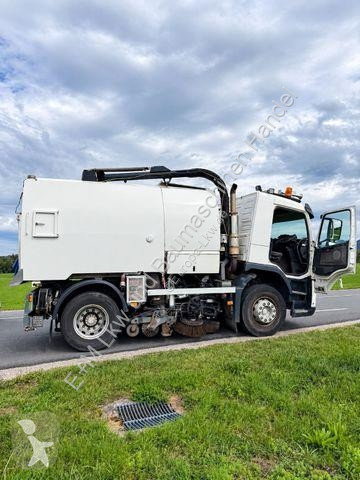 Коммунальная техника  Volvo FM 9 4X2 KEHRMASCHINE