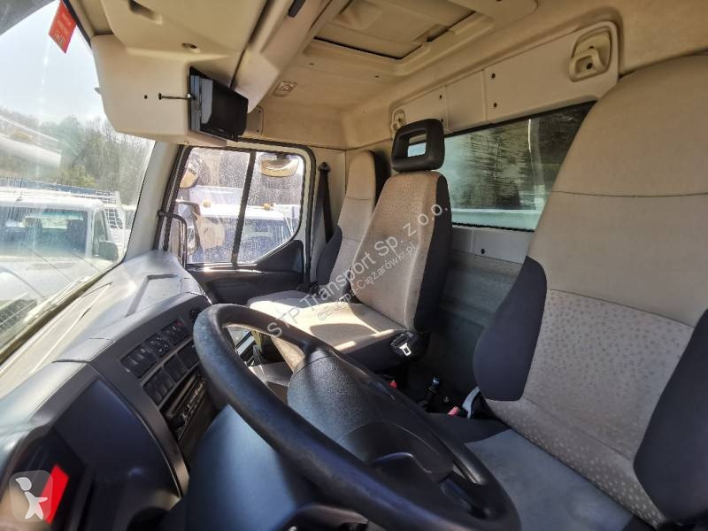 Vehículo de limpieza viaria Renault 320 DXI